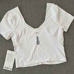 Lululemon align tee Hawaii